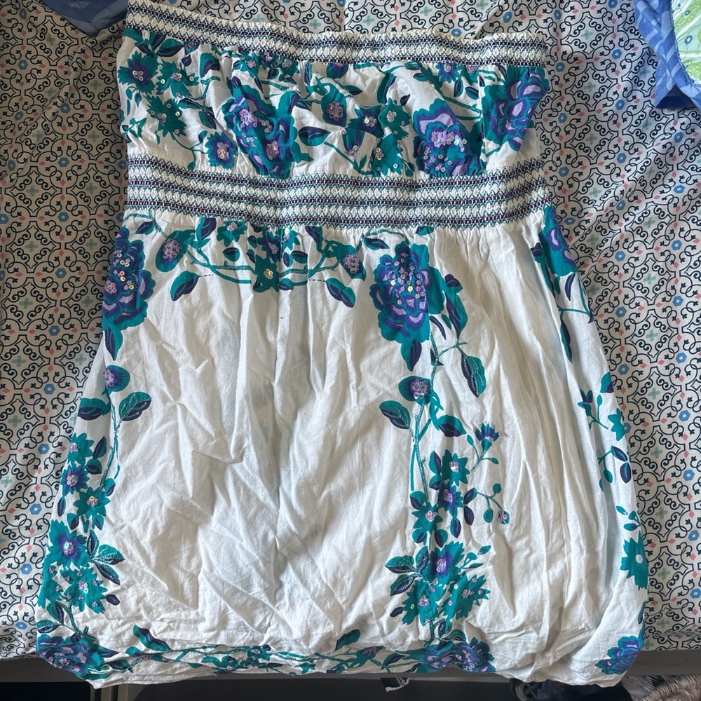 Sequinned Floral Strapless Dress